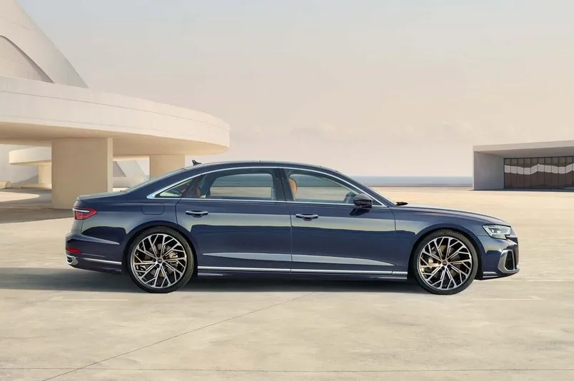 Hàng ghế sau với không gian rộng rãi