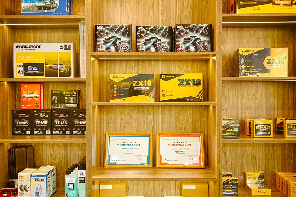 Thi công cách âm cho trần xe ô tô