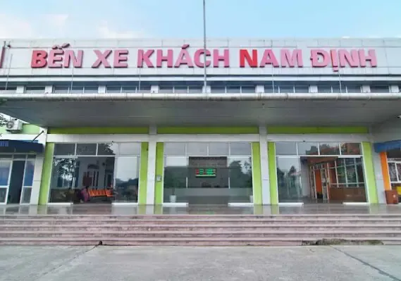 Khu vực bãi đỗ tập kết phương tiện và kiểm tra kỹ thuật định kỳ