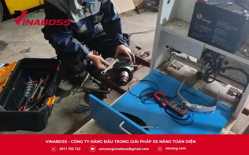Sửa chữa xe nâng