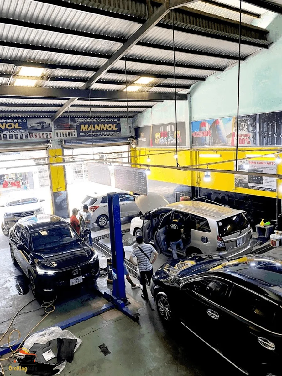 Sửa kính xe bị nứt tại OroKing Auto