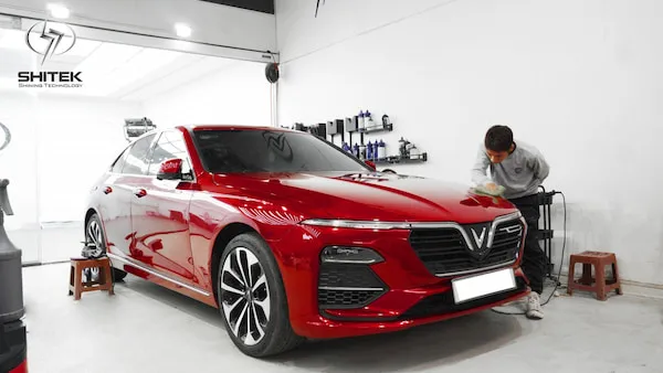 Quy trình sửa vết xước xe ô tô chuyên nghiệp tại trung tâm chăm sóc xe