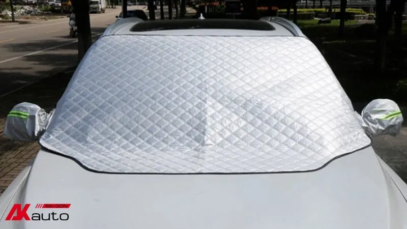 tấm chắn nắng ô tô giúp chống nóng hiệu quả