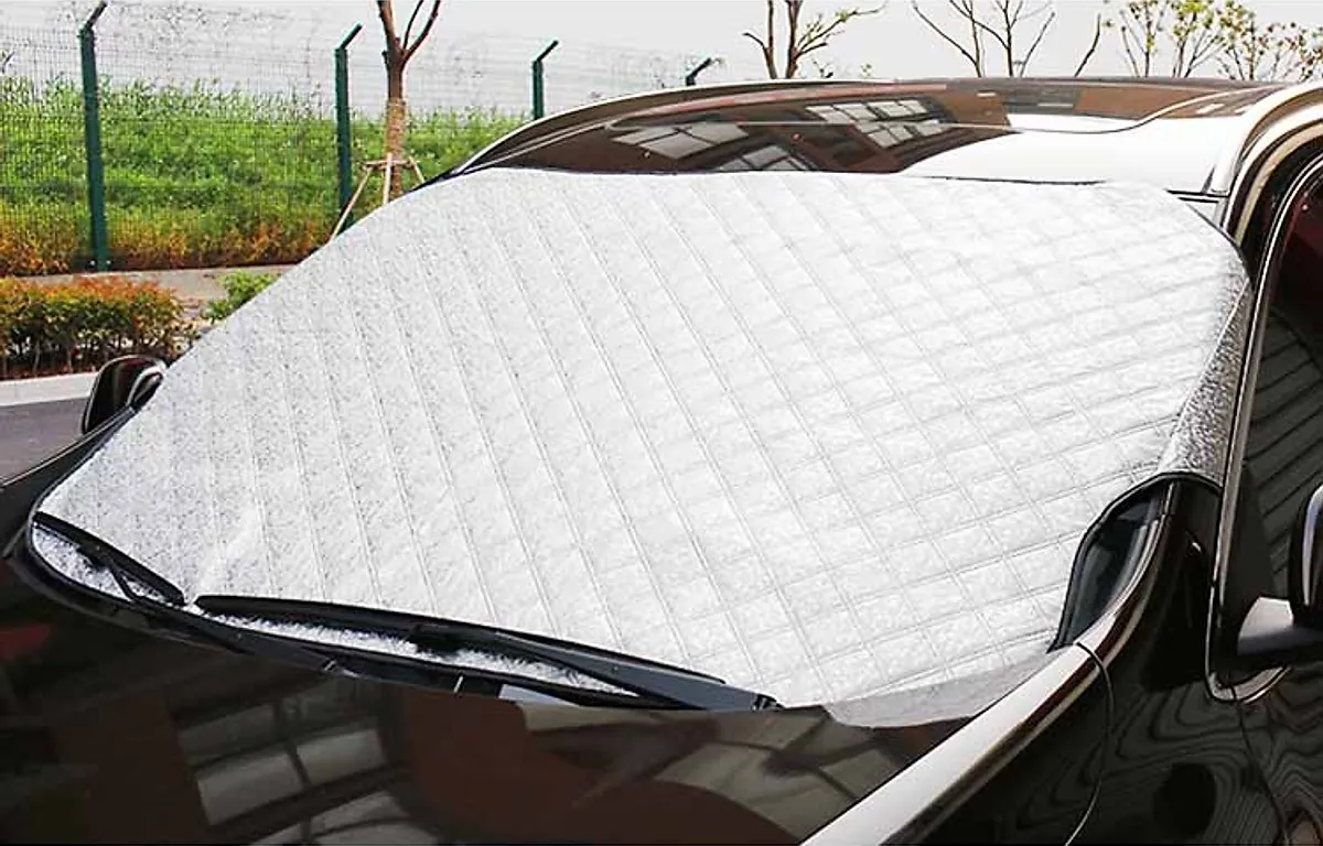 Bạt phủ 3 lớp trắng nhôm che toàn bộ kính trước