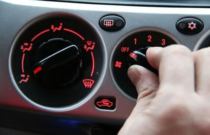 Các bác tài nên tắt điều hòa và hé cửa kính để đảm bảo sự lưu thông không khí, tăng cường cách ngủ trong ô tô an toàn