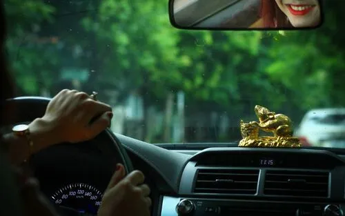 Ý nghĩa của việc tẩy uế xe ô tô trong phong thủy