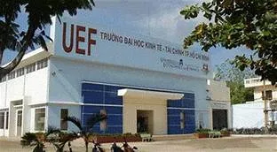 Cổng trước trường Đại học Kinh Tế Tài Chính (UEF)