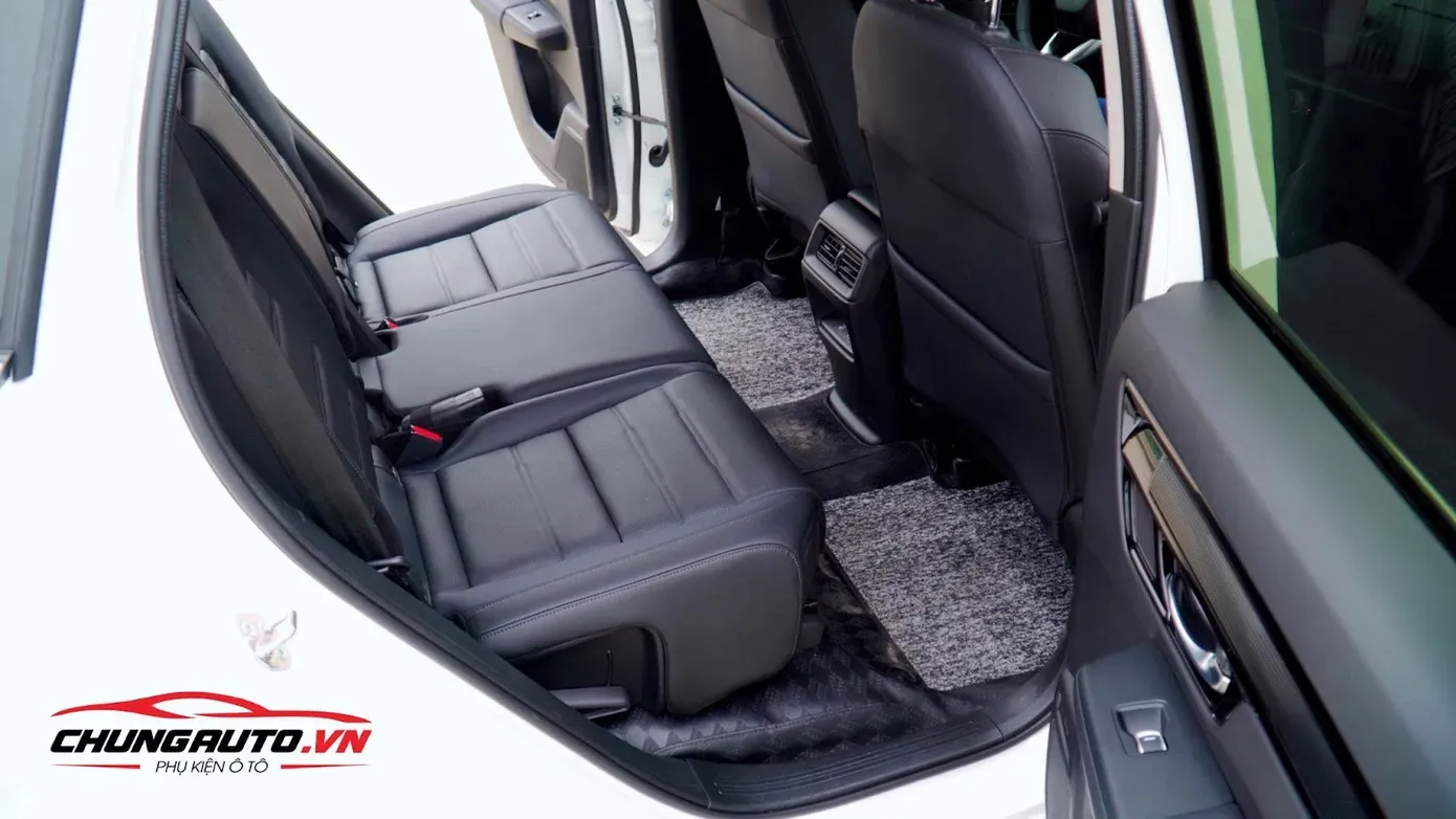 Thảm lót sàn ô tô cao su có vân nổi 3D chống trượt hiệu quả, giảm thiểu rủi ro trượt chân