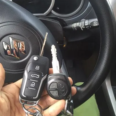 thay pin chìa khóa suzuki