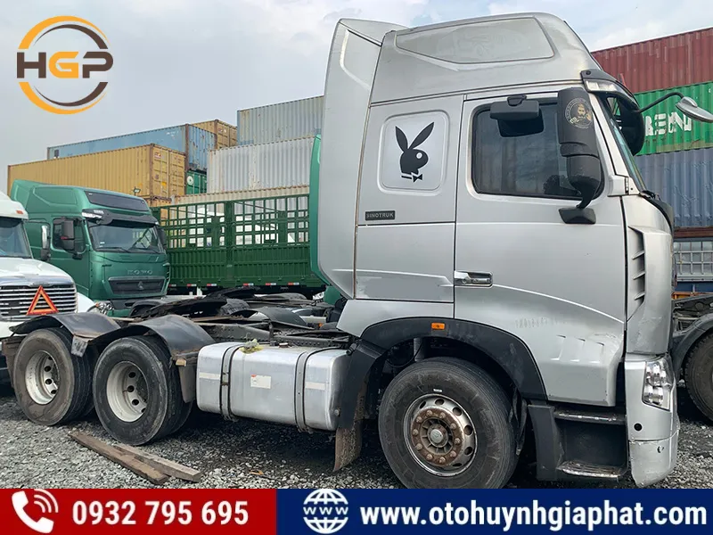 Xe đầu kéo HOWO 375HP đời 2015 cũ