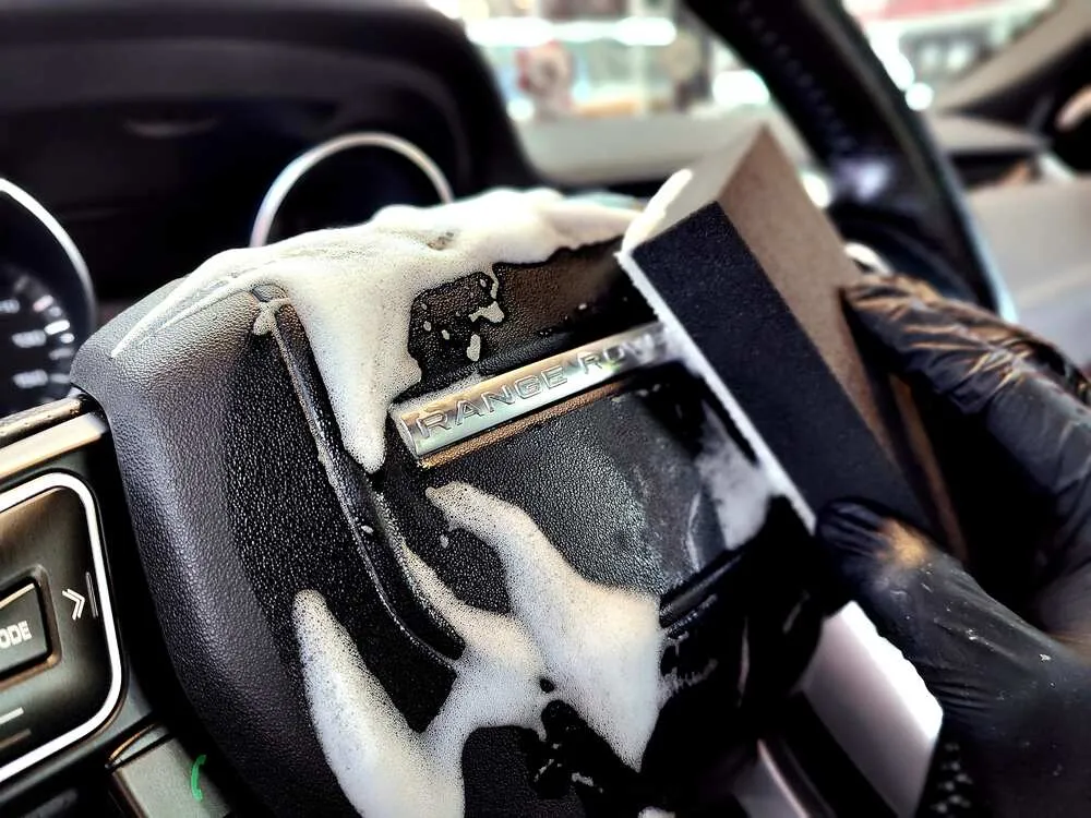 Thời gian học nghề nội thất ô tô