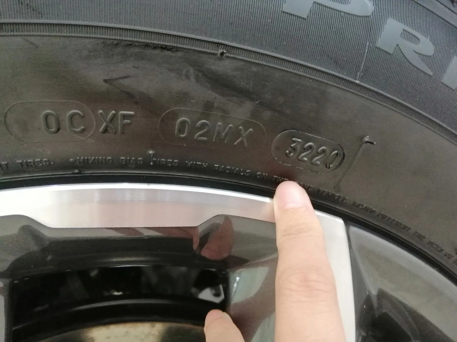 Cách Xác Định Năm Sản Xuất Lốp Xe Và Thời Hạn Sử Dụng Quan Trọng