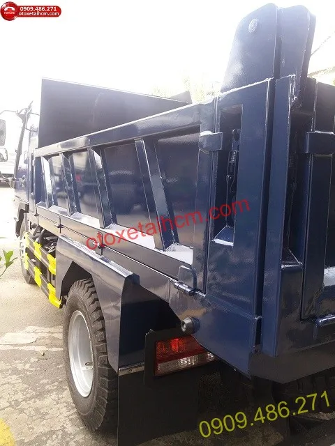 Thùng xe ben Jac 3 khối có kết cấu vững chãi và bửng mở linh hoạt