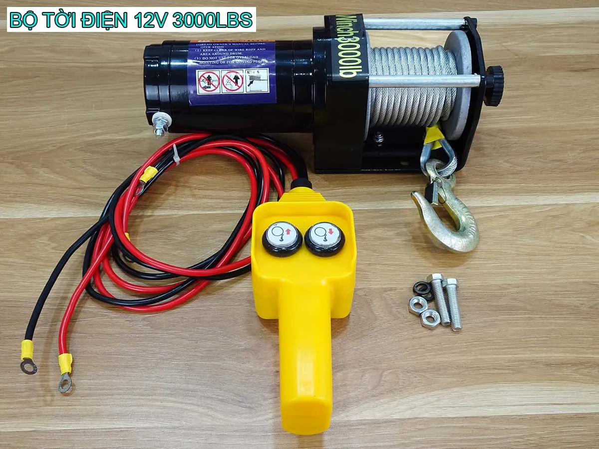 Tời điện Stronger 12V 3000Lbs lắp đặt trên khung xe bán tải