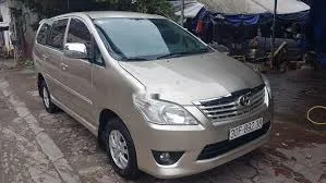 Cảm biến khoảng cách ô tô được lắp đặt trên xe Toyota Innova 2012