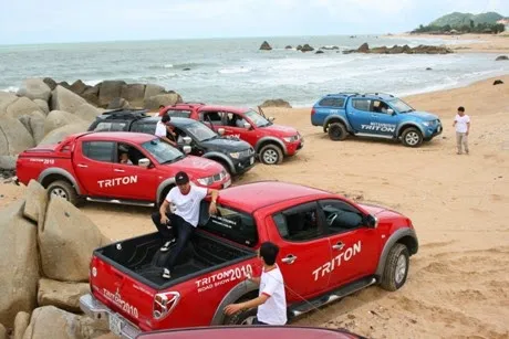 Phần đầu xe Mitsubishi Triton thế hệ mới mạnh mẽ, sẵn sàng cho những cung đường khó