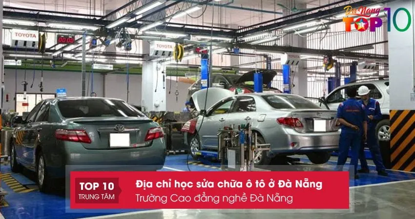 Học viên thực hành sửa chữa hệ thống phanh trong xưởng đào tạo chuyên nghiệp của Trường Cao đẳng Nghề Đà Nẵng