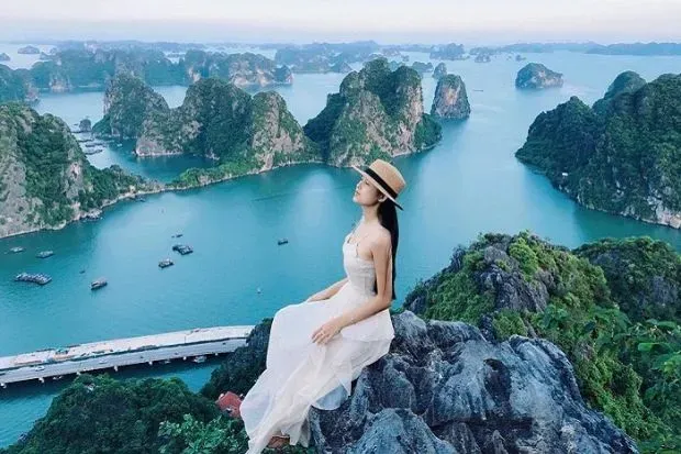 Tầm nhìn bao quát khi tập lái xe ô tô trên sân đạt chuẩn