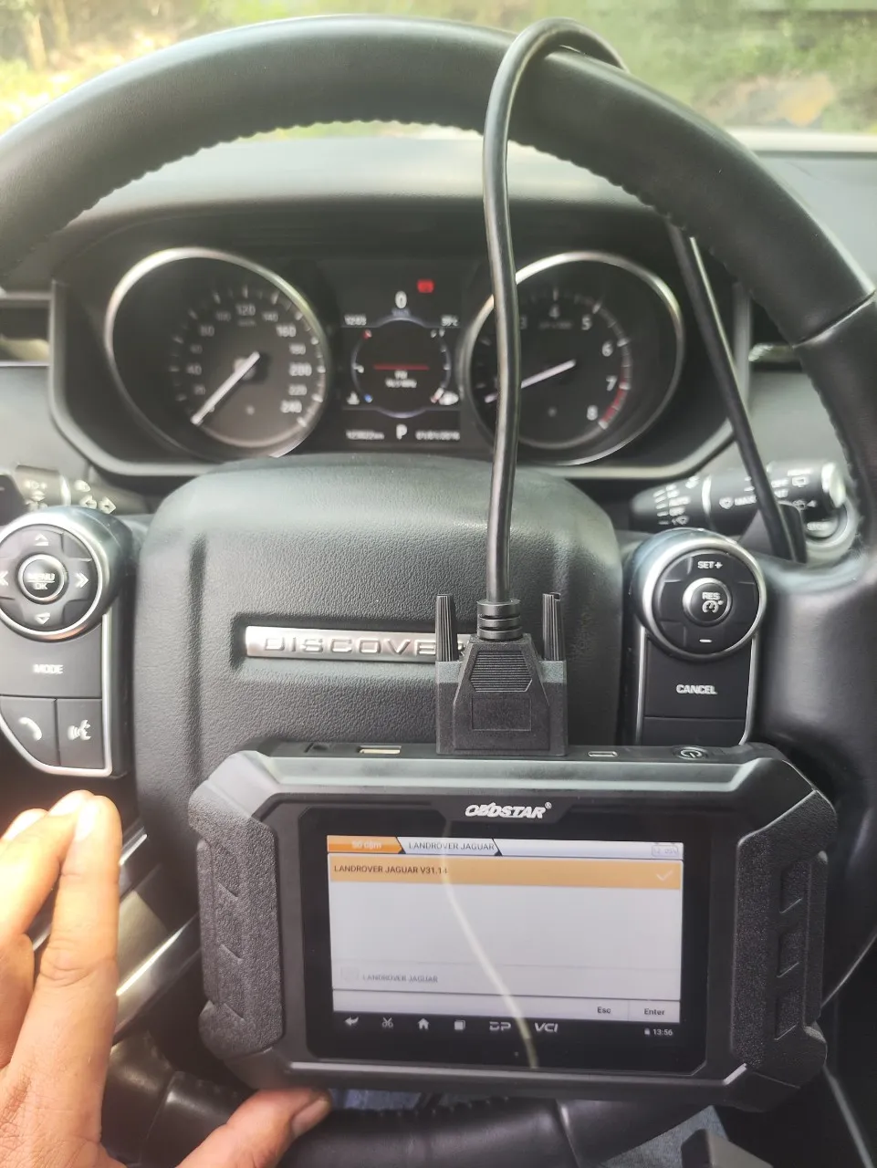 Thiết bị tua km ô tô hiện đại tại chiakhoa247.vn