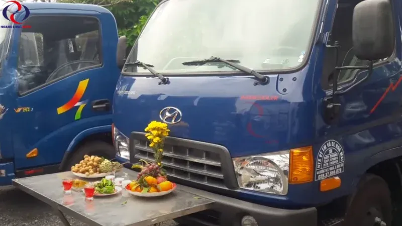 Bài văn khấn cúng xe tải mới mua và cúng hàng tháng