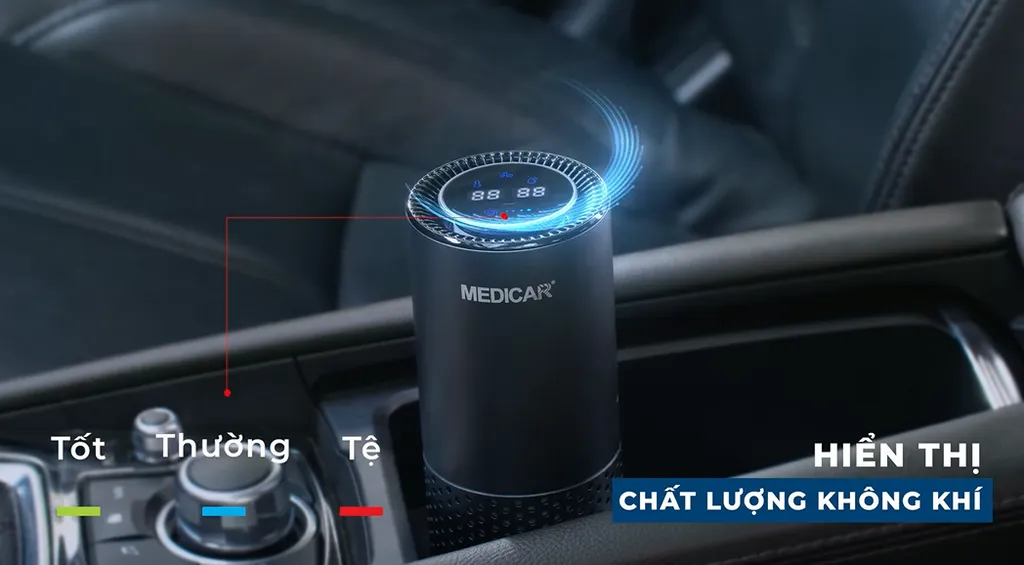 Sử dụng máy tạo ozone hoặc sản phẩm khử mùi chuyên dụng để làm sạch và loại bỏ mùi hôi trong cabin ô tô