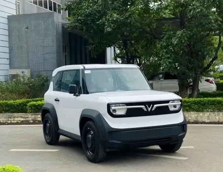 Vinfast VF3 với các tùy chọn màu trắng, xám, vàng