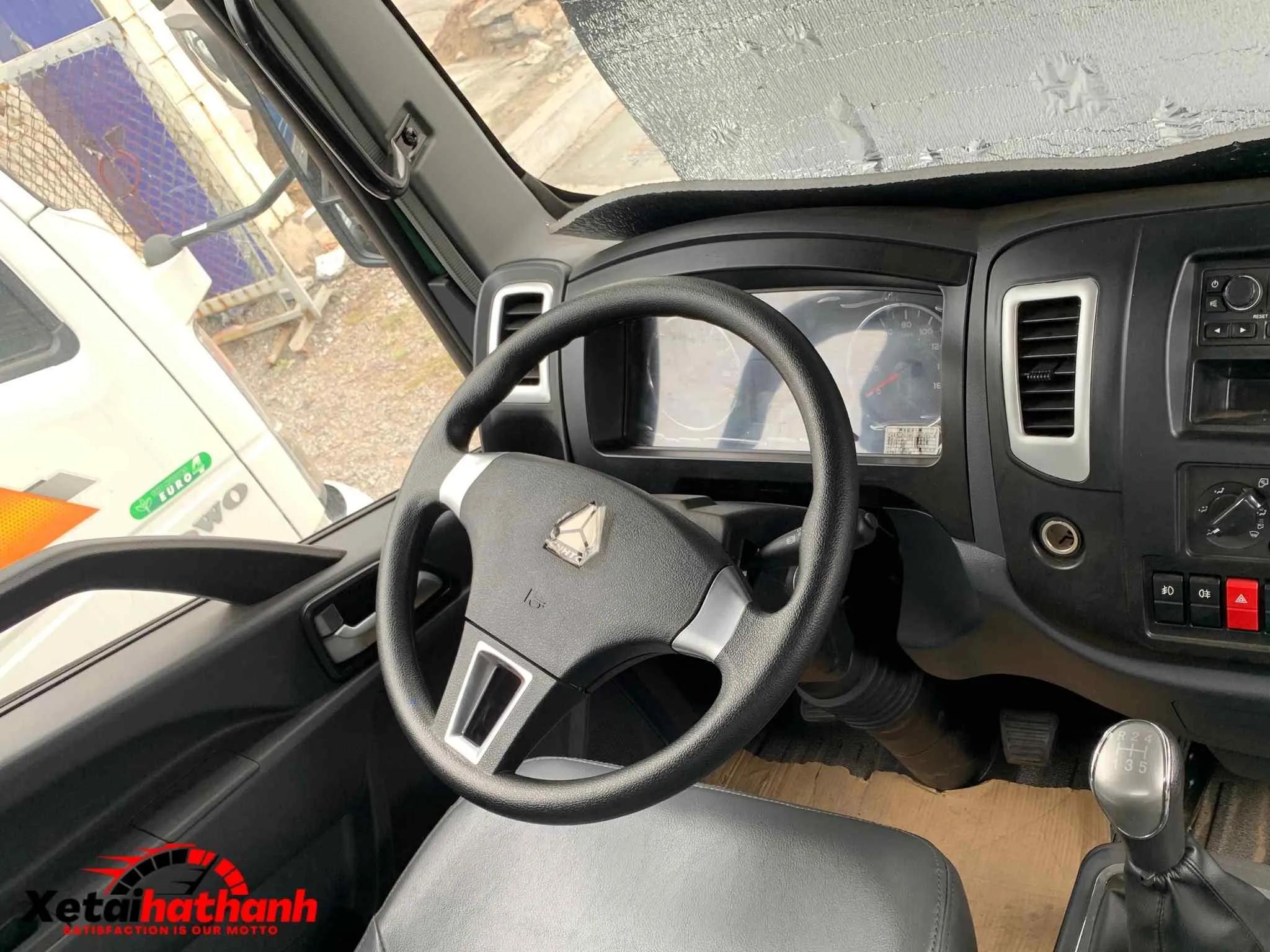 Vô lăng trợ lực xe ben TMT 6T5 2 cầu