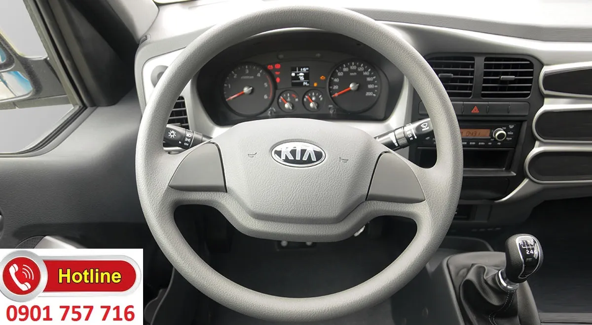 Vô lăng và taplo Kia K150