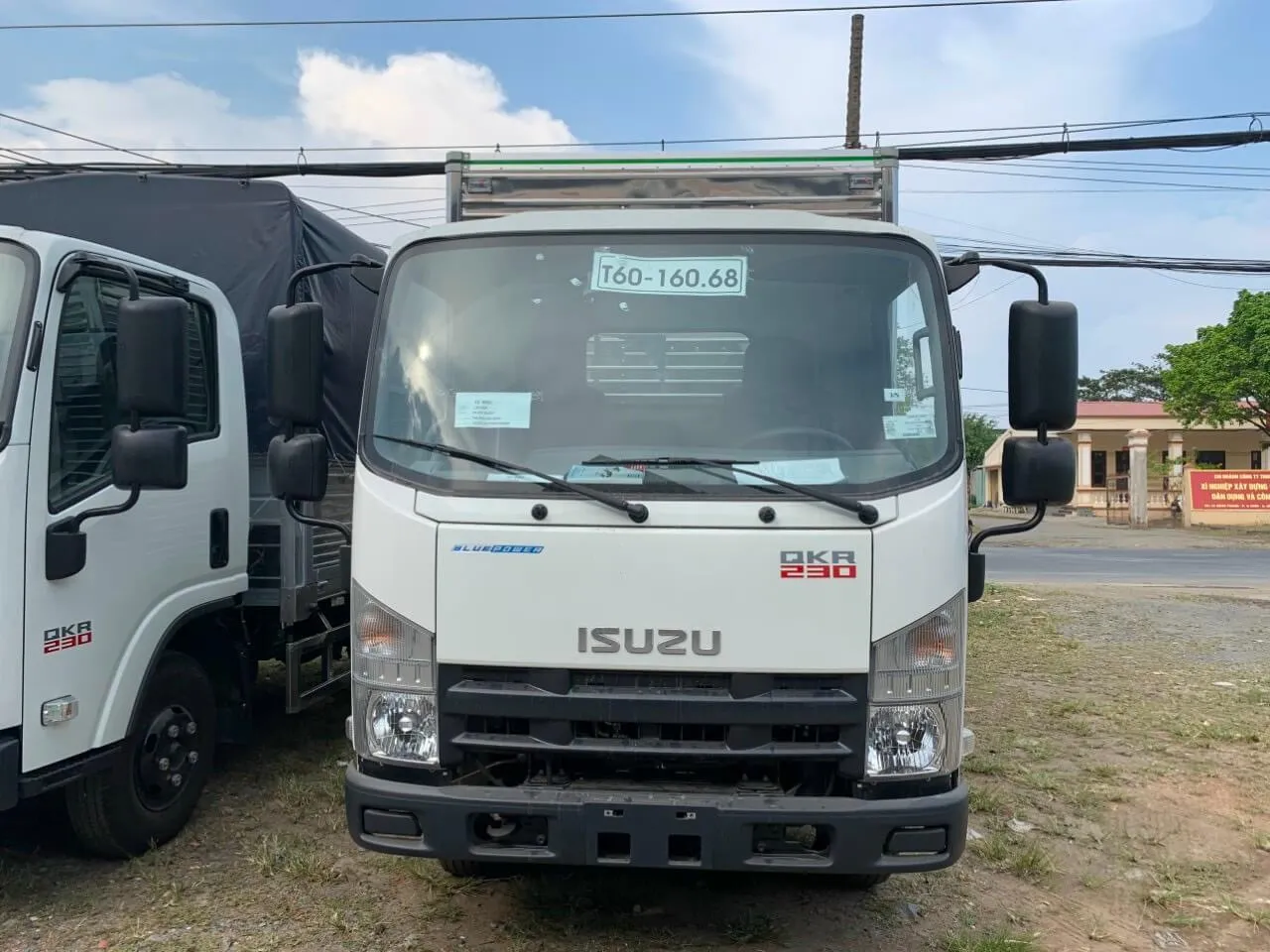 Thiết kế đầu vuông Isuzu QKR 230