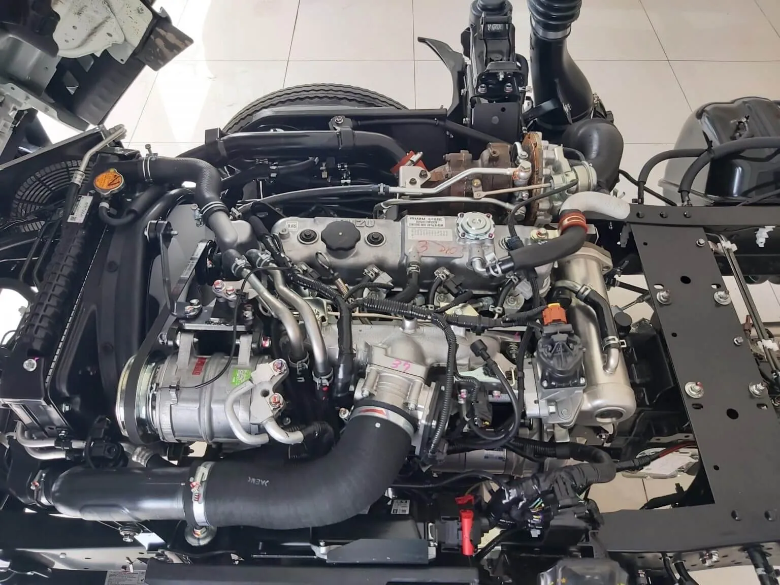 Động cơ Blue Power Isuzu