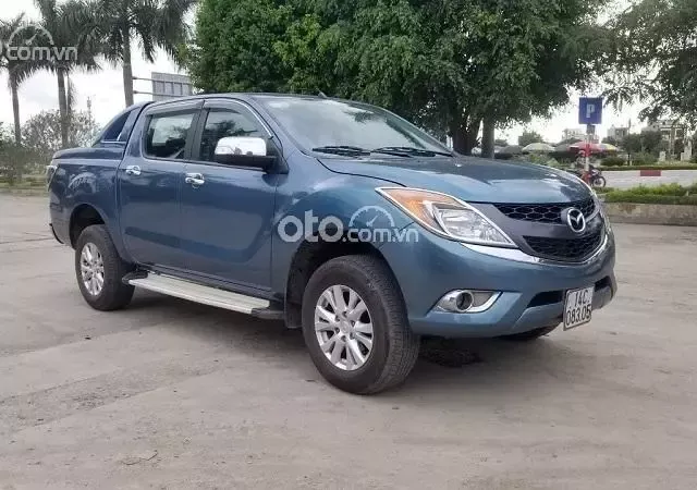 Mazda BT-50 2013 với thiết kế độc đáo trong tầm giá xe bán tải cũ 400 triệu
