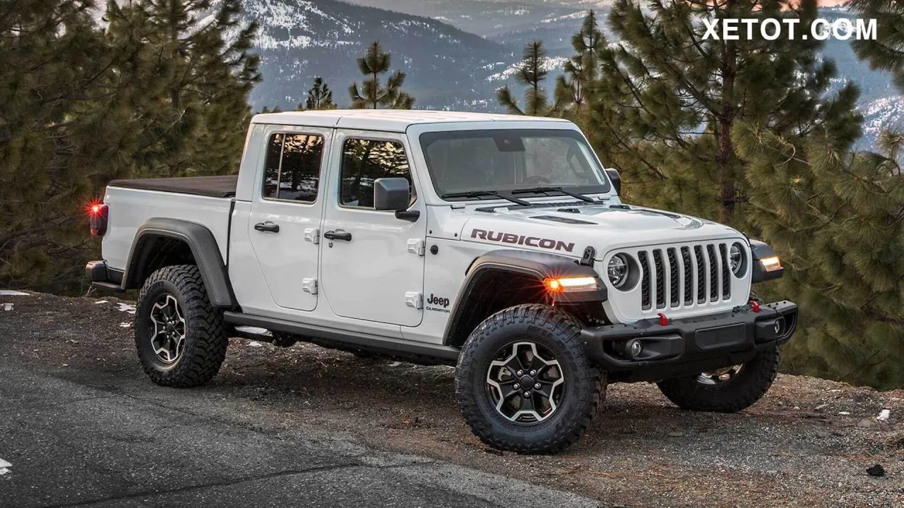 Chi tiết màn hình thông tin giải trí và cửa gió điều hòa của Jeep Gladiator Rubicon