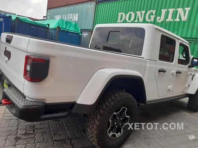 Động cơ V6 3.6L của Jeep Gladiator Rubicon với các chi tiết kỹ thuật nổi bật