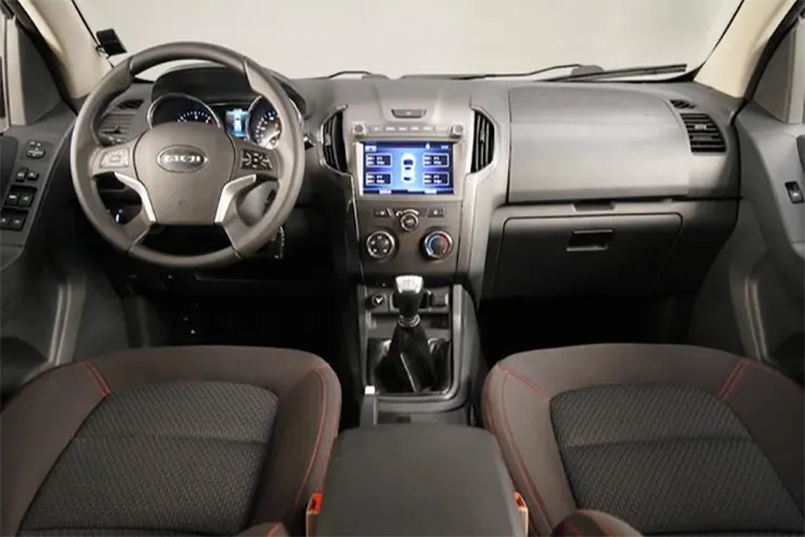 Chi tiết động cơ dầu 3.0L có nguồn gốc Isuzu của Qingling Taga, giúp xe bán tải Trung Quốc này tăng độ tin cậy