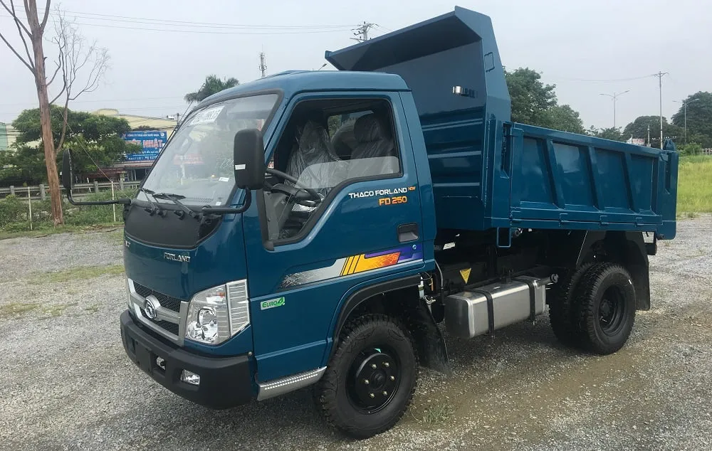 Chi tiết động cơ hiện đại và mạnh mẽ của xe ben Forland FD250