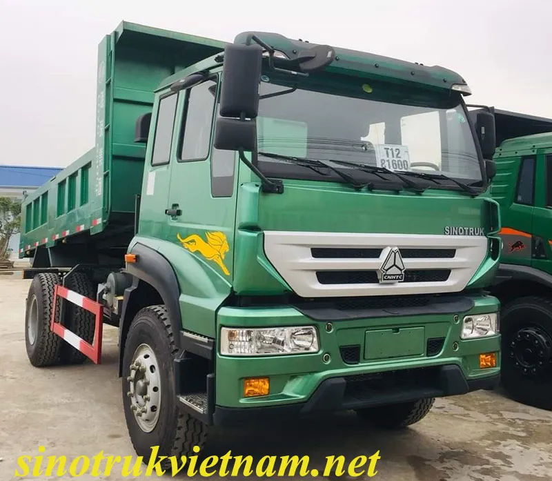 Cận cảnh mặt trước và cabin xe ben Howo 8 tấn nhập khẩu nguyên chiếc