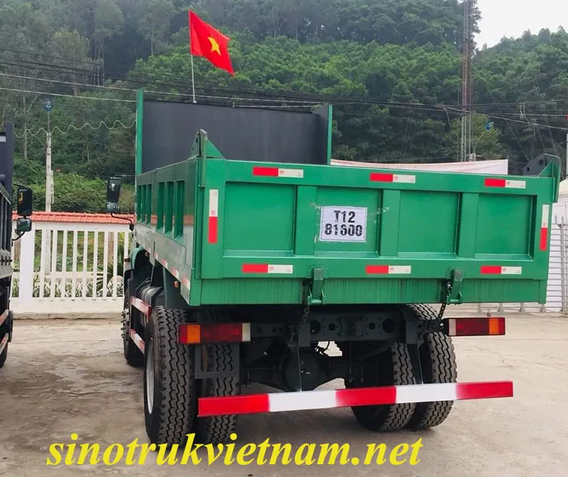 Thùng ben và hệ thống nâng ben thủy lực xe ben Howo Sinotruk 8 tấn