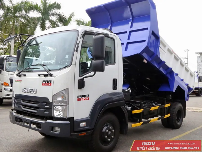 Quy cách thùng ben 5m3 của Isuzu FRR 650 với thép hợp kim, xương gia cường, và ben thủy lực Thái Lan