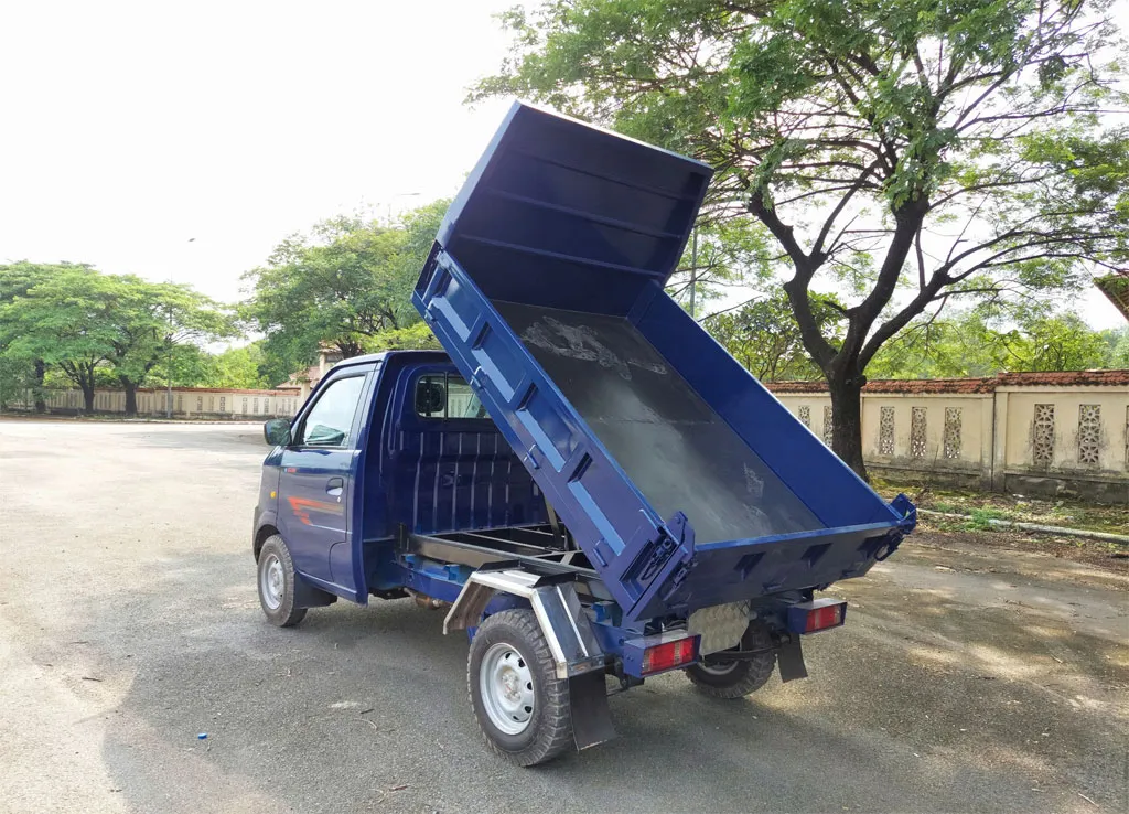 Thông số kỹ thuật chi tiết của xe ben nhỏ 1 tấn SRM K990 được liệt kê đầy đủ trên bảng