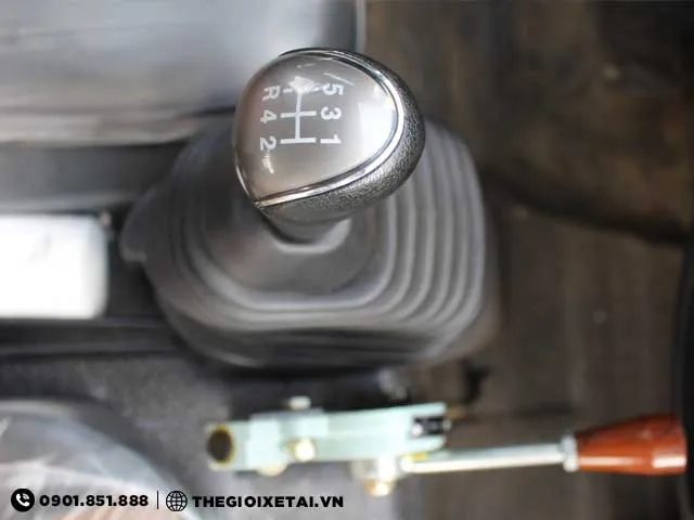 Hình ảnh chụp chi tiết hộp số 5 cấp của xe ben TMT 3.45 tấn