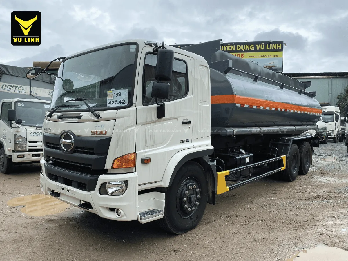 Xe chở hoá chất Hino FL 18m3