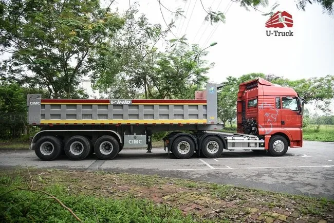 Xe đầu kéo ben có thùng moóc được làm bằng thép cường lực, chịu được tải trọng lớn