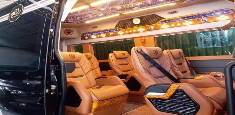 Hùng Tuấn Limousine với nội thất cao cấp