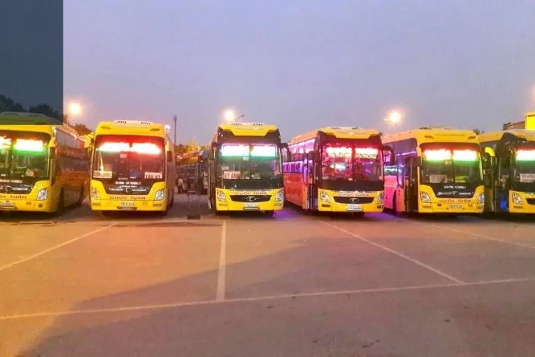 Quốc Tuấn là xe khách Hải Phòng – Vinh Nghệ An có tuổi đời từ lâu nhưng vẫn giữ được vị thế trên thị trường.