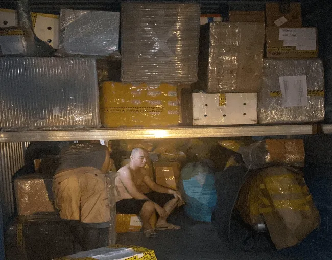 Hệ thống ben thủy lực mạnh mẽ của dòng xe ben TMT Sinotruk