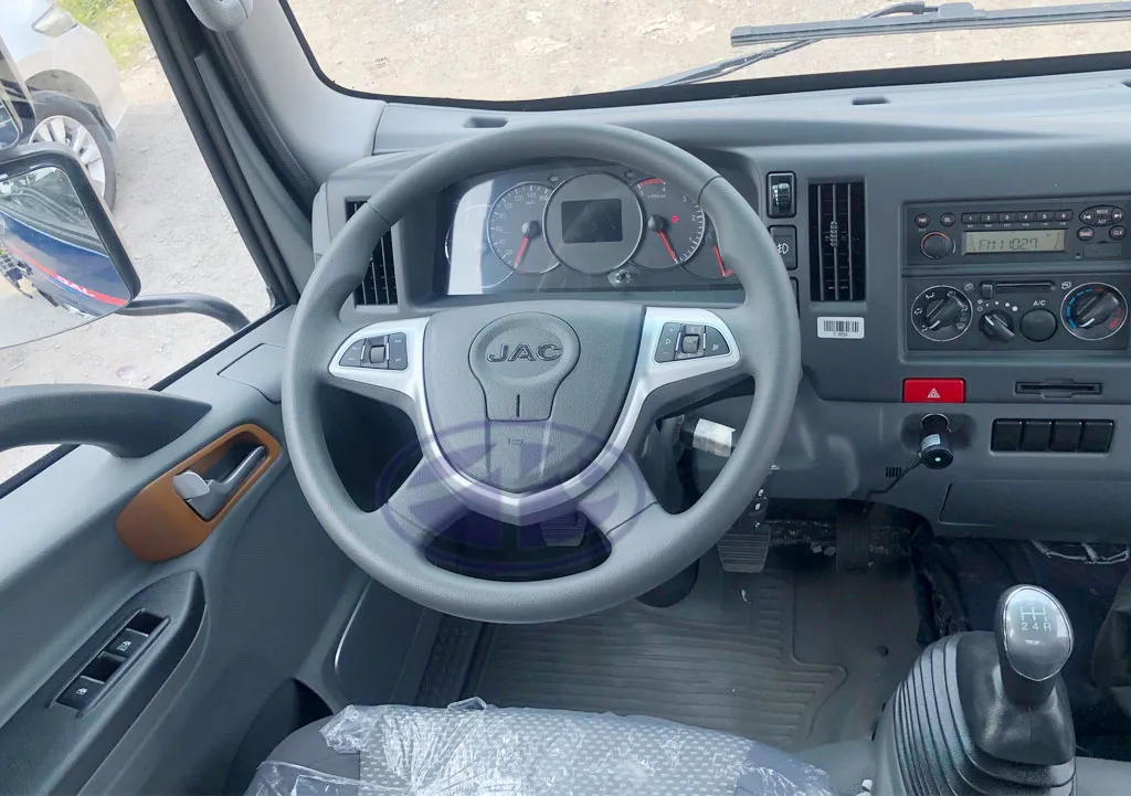vô lăng xe tải JAC 3.5 tấn