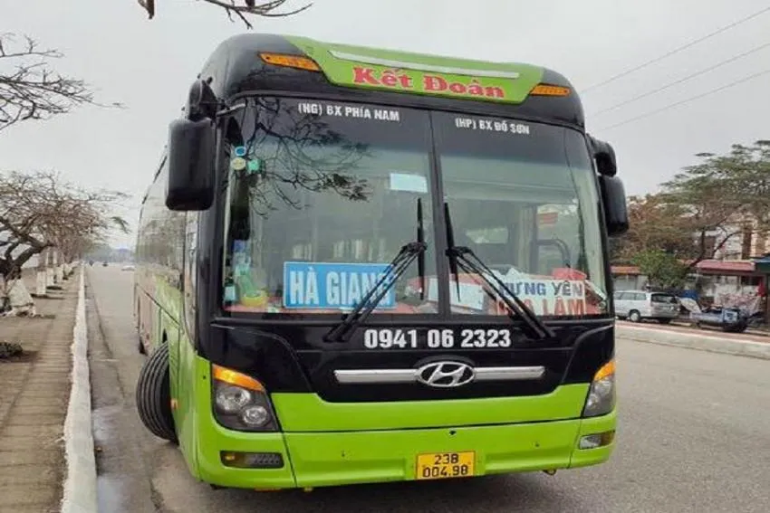 Xe Kết Đoàn tại bến Hà Giang