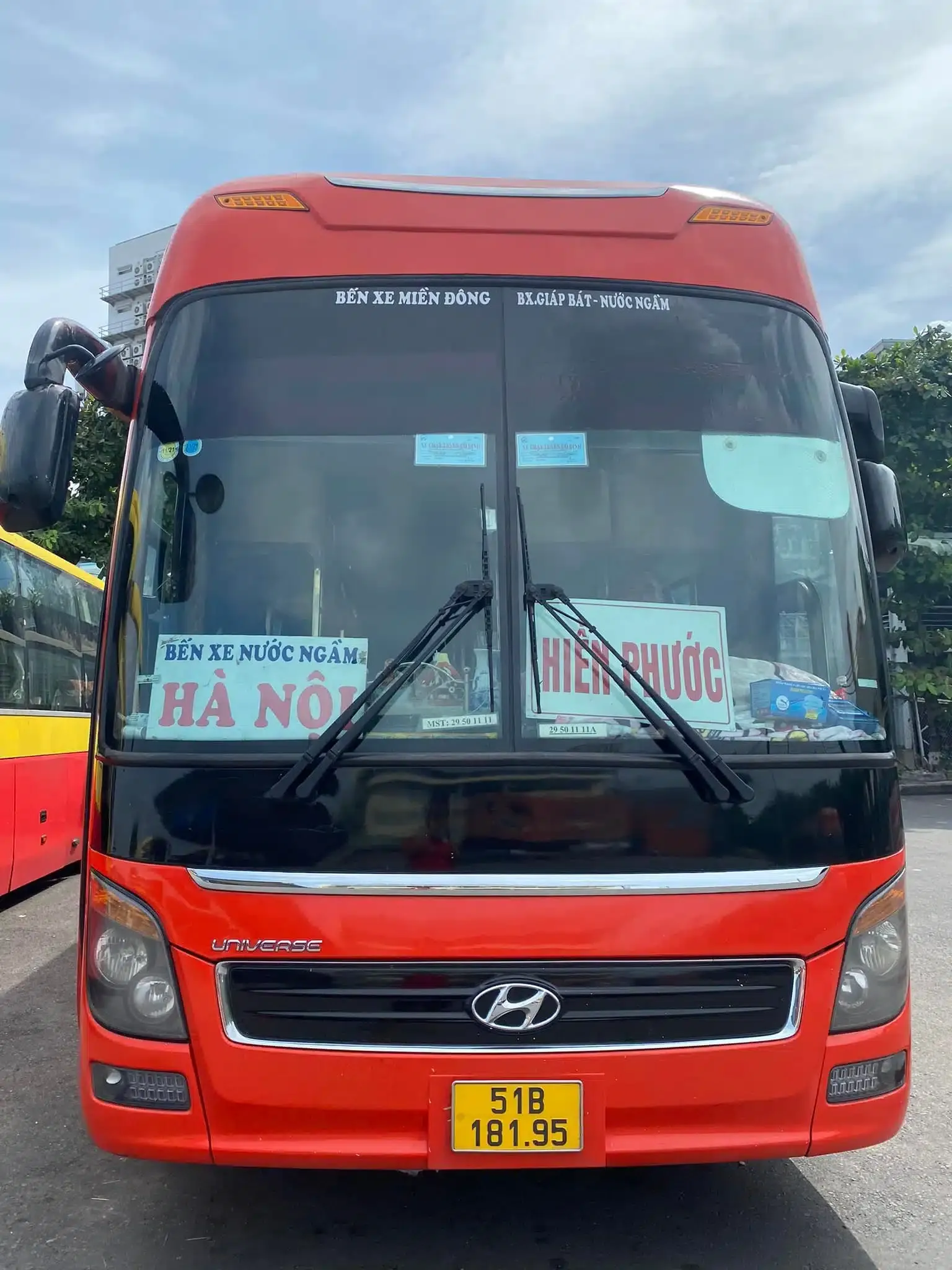 Xe khách Hà Nội Sài Gòn Hiền Phước