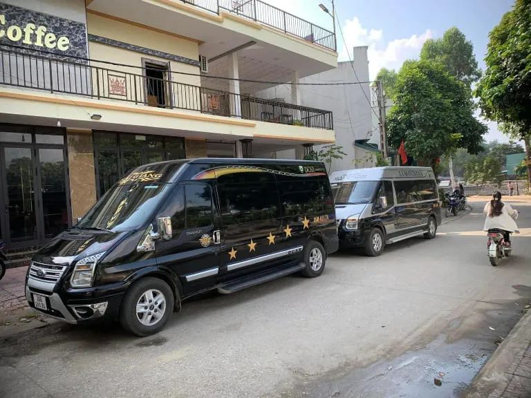 xe khách đi Tà Xùa