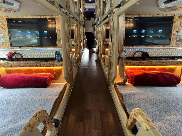 xe khách đi Tà Xùa